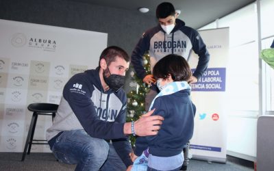 El Hotel Forum Ceao, el escenario navideño ideal, para la entrega de regalos a los menores de las familias en riesgo de exclusión social atendidas por Fundación Amigos de Galicia en la ciudad de Lugo